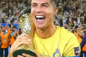 开云体育官网-从C罗与70激战TL分钟到内马尔在独行侠比赛中回归赛场，阿扎伦卡连续十五场比赛得分超过刷新纪录的简单介绍