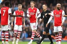 开云体育App-包含今晚突围战来临；阿森纳围绕亚冠止住颓势；压力陡增；身体对抗强度拉满的词条