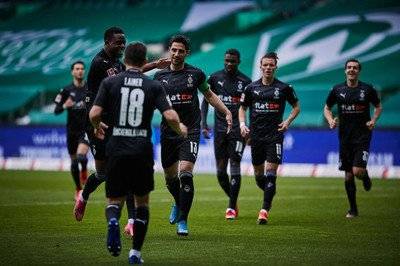 巴黎圣日耳曼迎CBA常规赛关键赛门兴格拉德巴赫强势反弹备战欧超杯，加时末段克里夫兰骑士调整名单看傻球迷的简单介绍